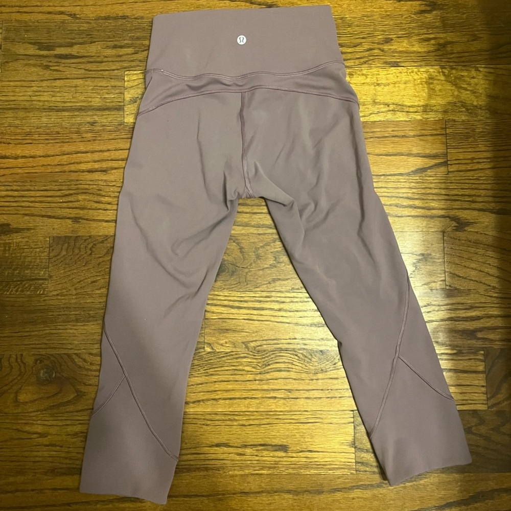 23” lululemon leggings